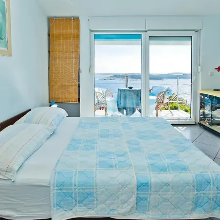 Cloud Apartment